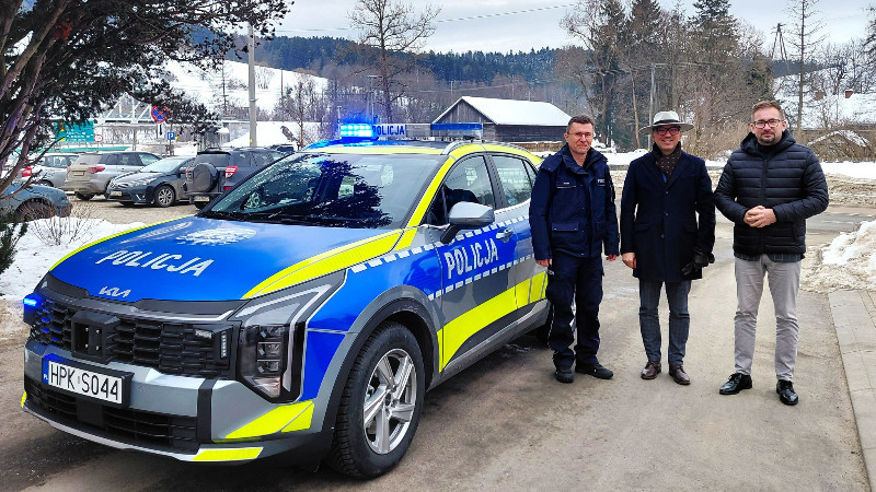 Nowy radiowóz dla Posterunku Policji w KOMAŃCZY
